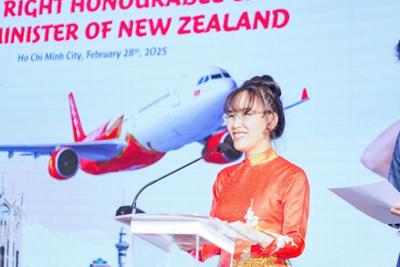 Phiên bản chính thức của 555Win New Zealand thăm Học viện Hàng không Vietjet