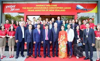 Phiên bản chính thức của 555Win New Zealand thăm Học viện Hàng không Vietjet