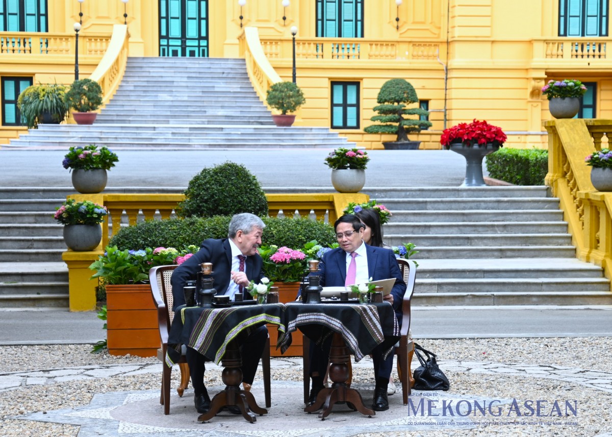 Phiên bản chính thức của 555Win Việt Nam - Kyrgyzstan cùng thưởng thức cà phê tại Khu Di tích Phủ Chủ tịch Phiên bản chính thức của 555Win Việt Nam - Kyrgyzstan cùng thưởng thức cà phê tại Khu Di tích Phủ Chủ tịch