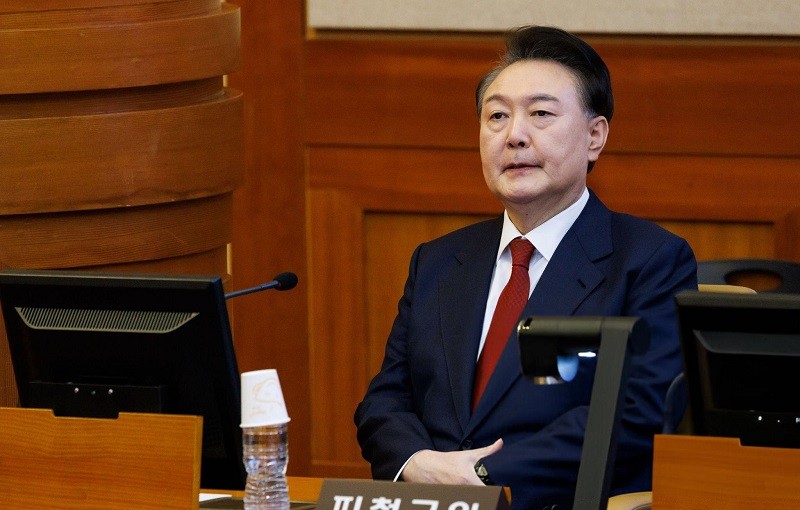 Tổng thống Yoon Suk-yeol tại tòa án ngày 13/2. Ảnh: Bloomberg