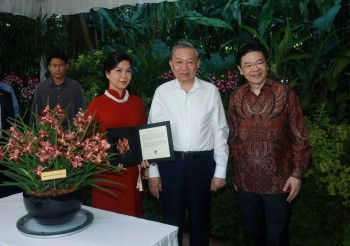 Singapore lấy tên Tổng Bí thư Tô Lâm và Phu nhân đặt cho loài hoa lan mới
