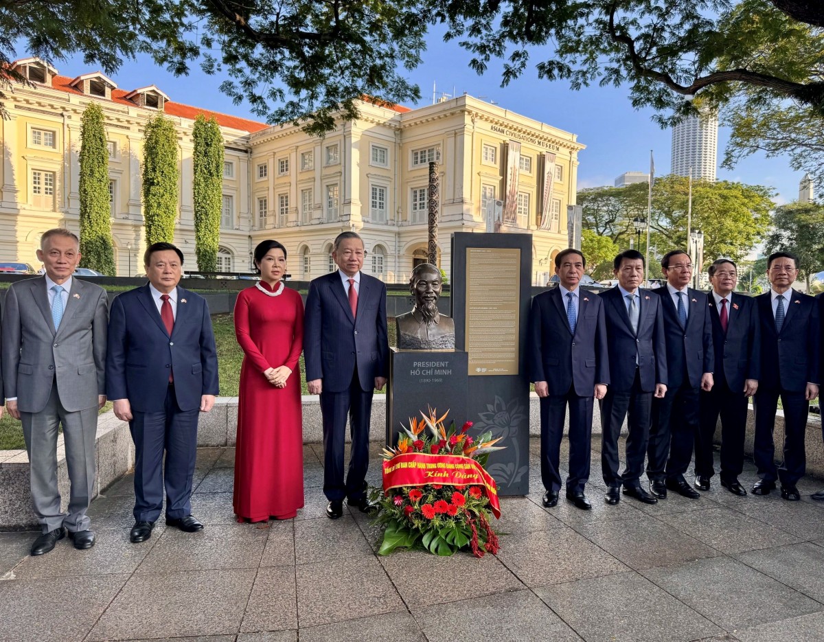 Singapore lấy tên Tổng Bí thư Tô Lâm và Phu nhân đặt cho loài hoa lan mới