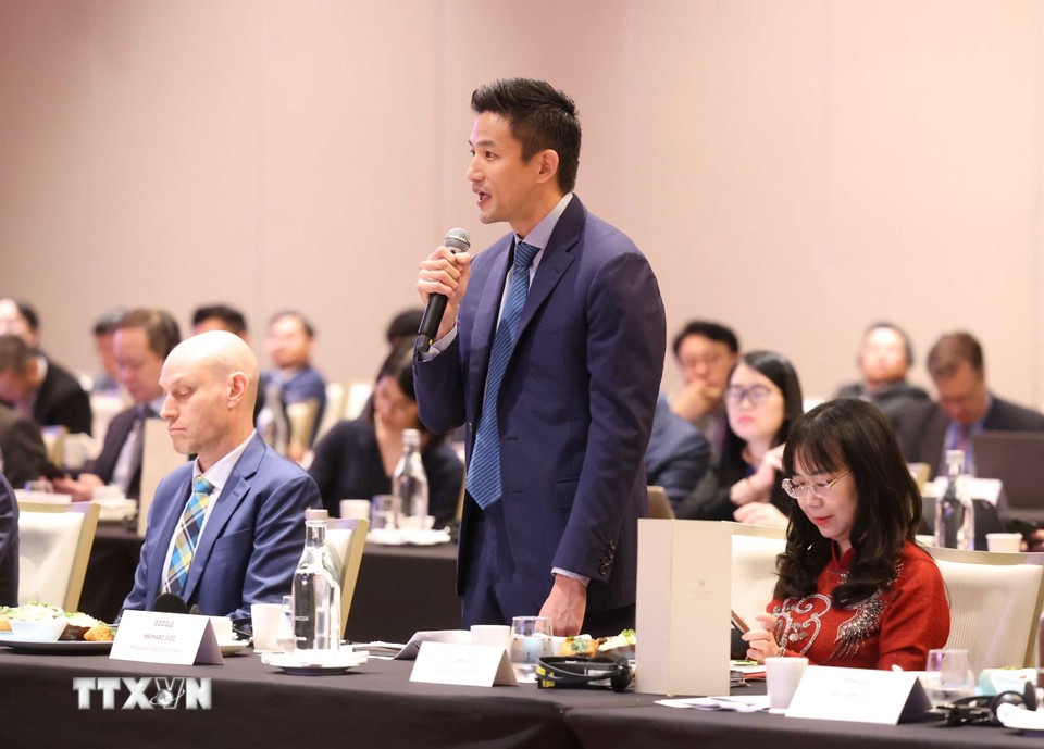 Các đại biểu phát biểu tại toạ đàm. Ảnh: TTXVN.