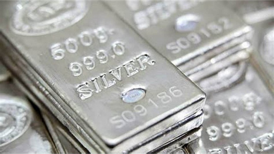Giá bạc phân hóa trong nước, tiếp tục tăng mạnh trên thị trường thế giới