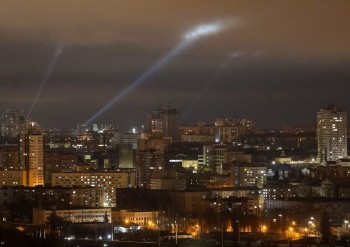 Nga - Ukraine không kích lẫn nhau sau cuộc điện đàm thượng đỉnh Mỹ - Nga