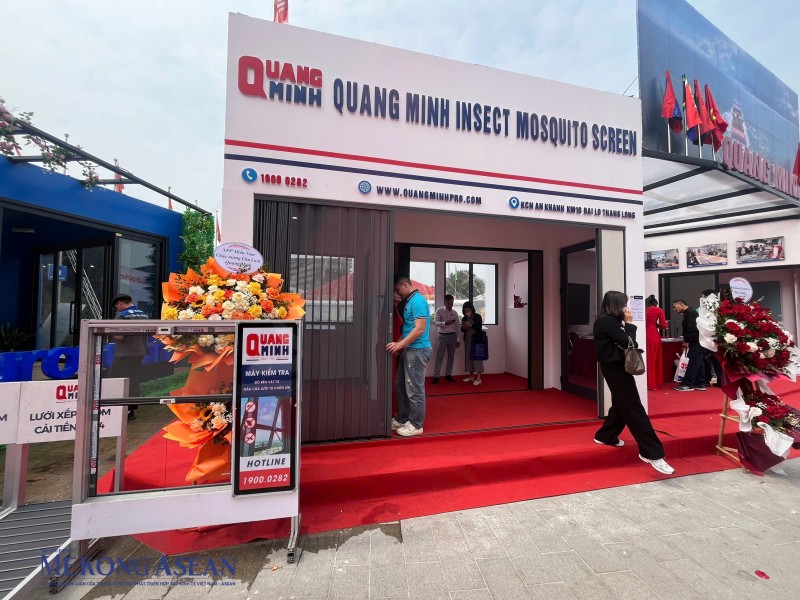 Những gian hàng nội thất độc lạ chiếm sóng Vietbuild Hà Nội 2025