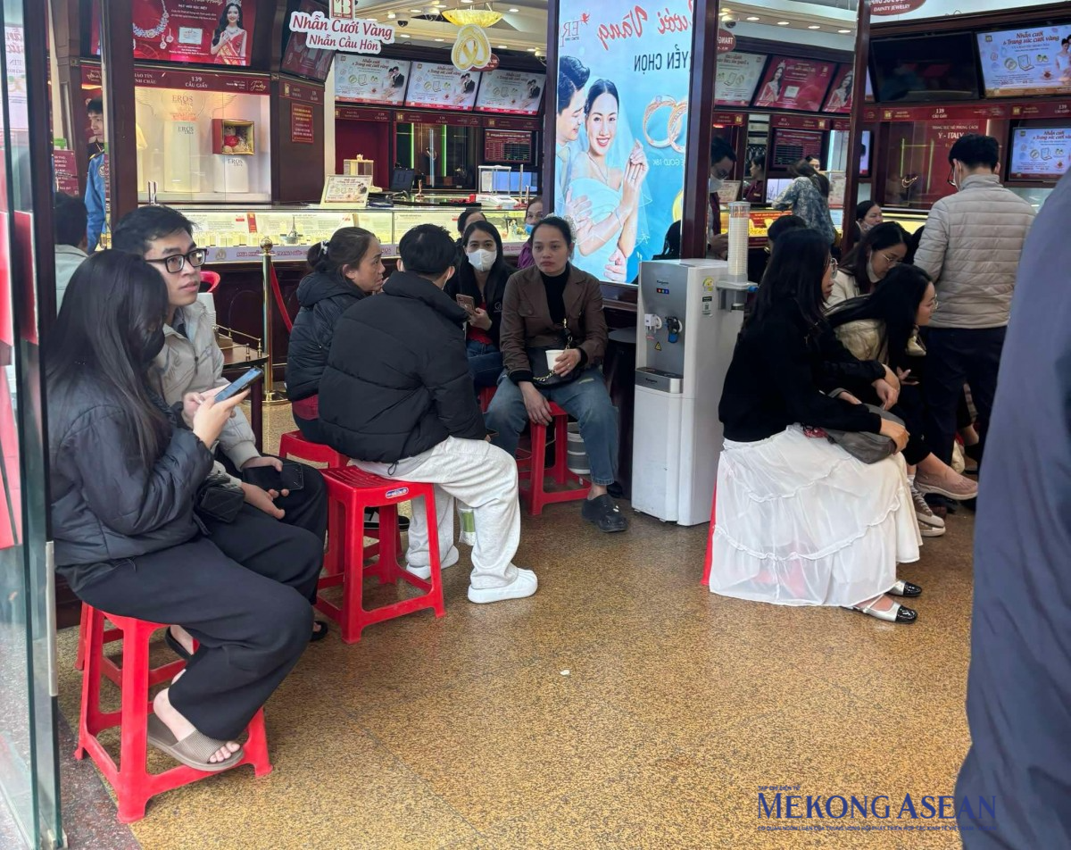 555win Đăng Ký + 1555k rớt không phanh, ai mua đầu tuần này đều lỗ