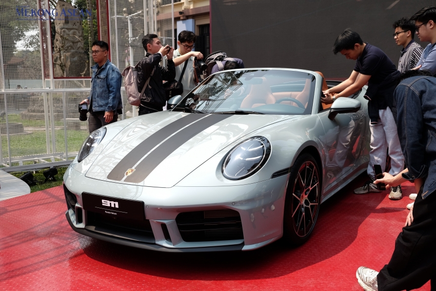 Porsche 911 bản hybrid lần đầu tiên 'trình làng' tại Việt Nam