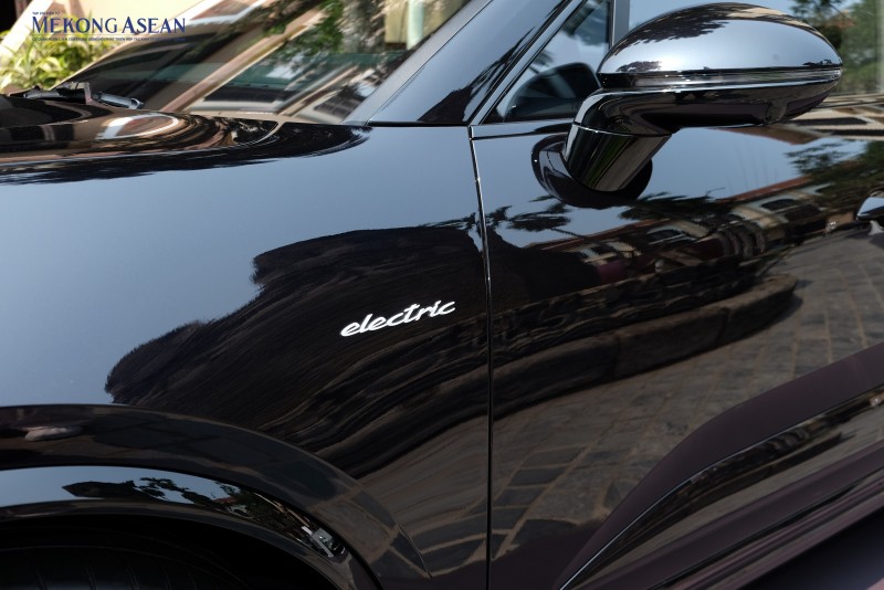 Porsche 911 bản hybrid lần đầu tiên trình làng tại Việt Nam