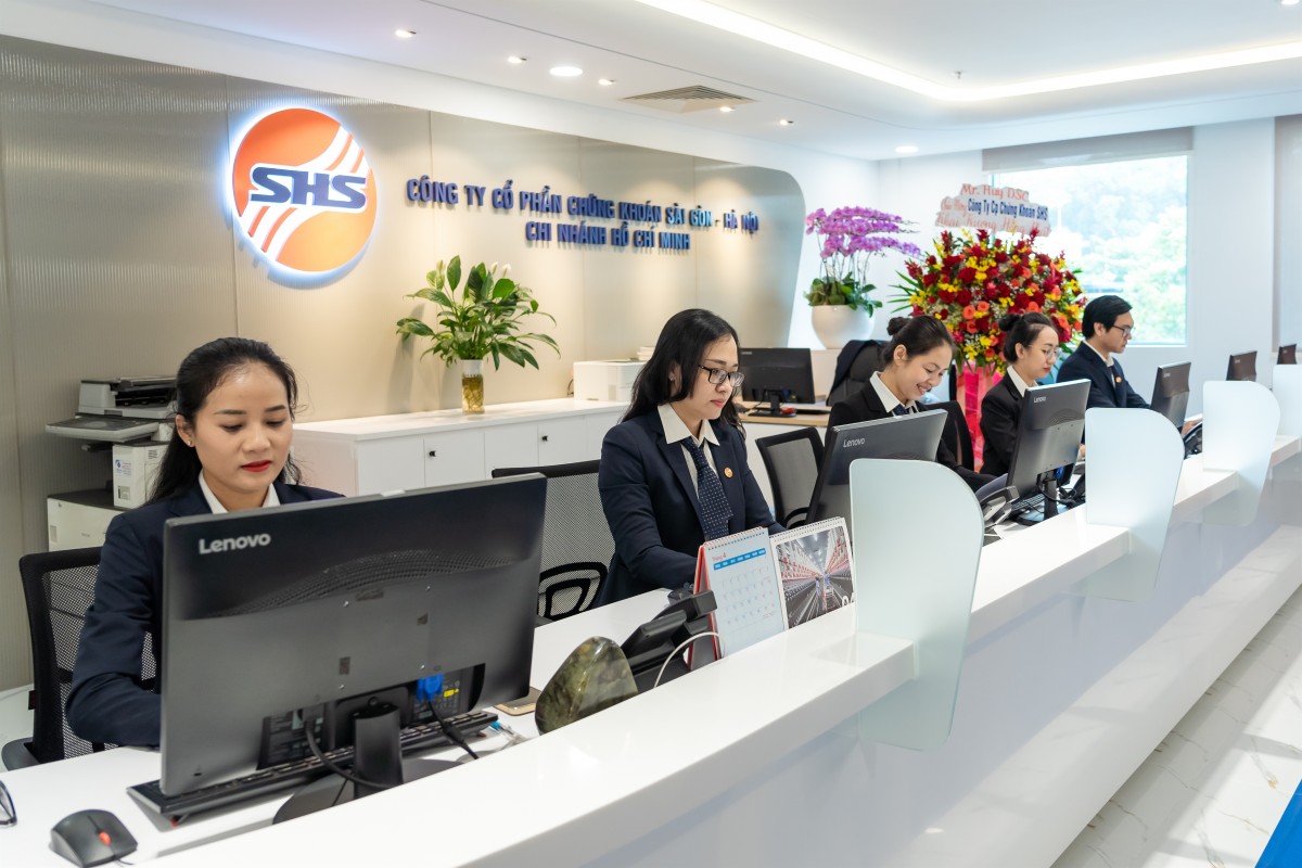 SHS phát hành 550 tỷ đồng trái phiếu để cơ cấu nợ ngân hàng
