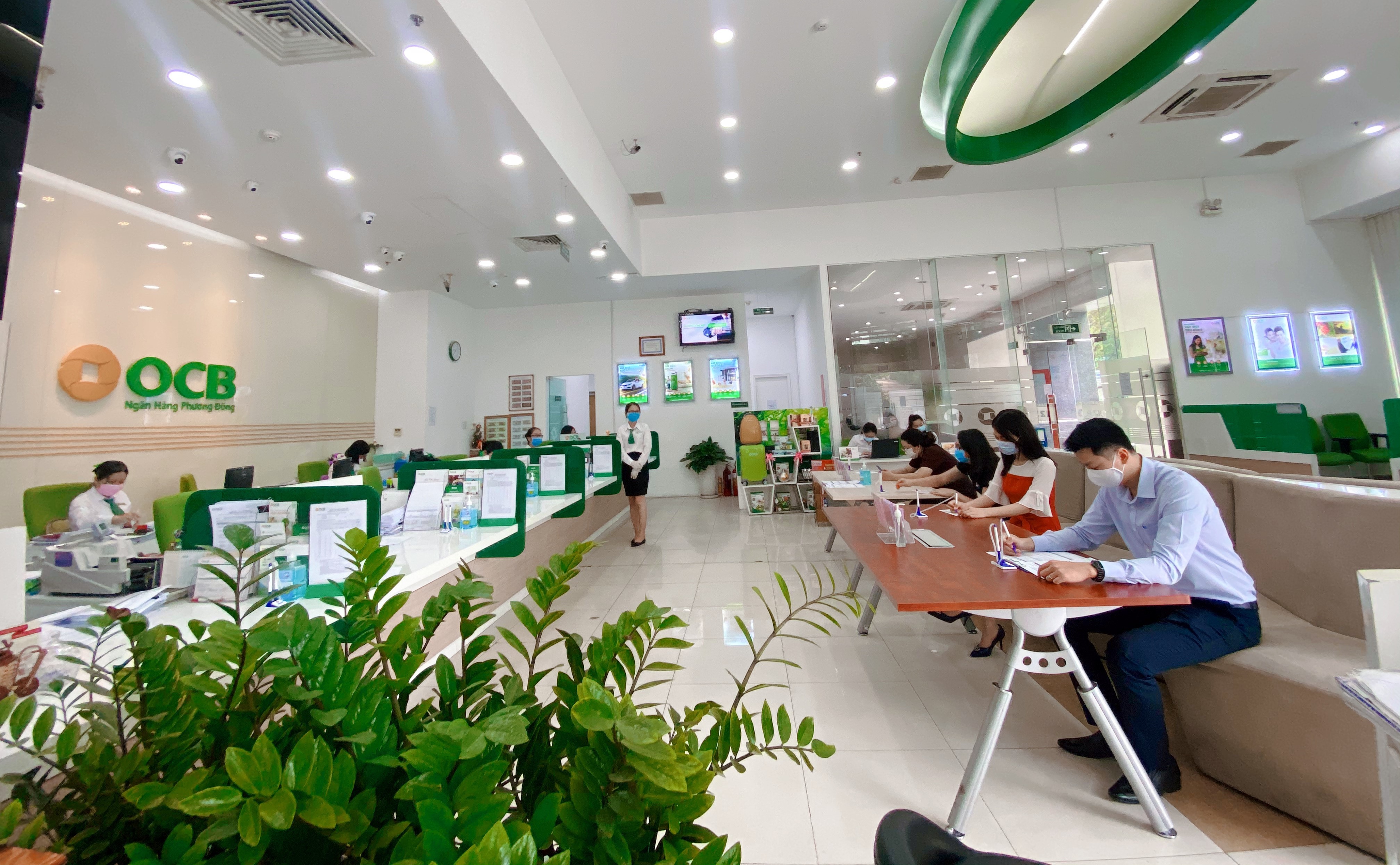 OCB huy động thành công 3 lô trái phiếu trong một ngày