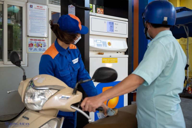 Giá xăng có thể sẽ tiếp tục tăng vào ngày mai 27/3