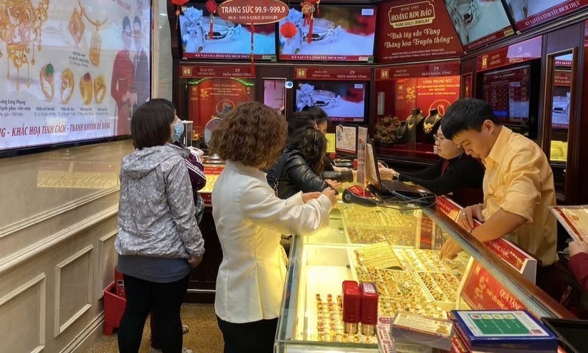 Giá vàng đảo chiều chóng mặt: Thị trường trở nên khó đoán