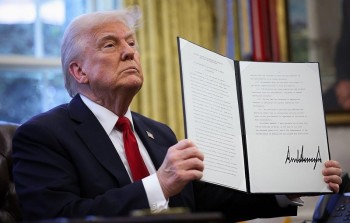 Ông Trump có động thái đẩy căng thẳng 555win phien bạn Chính Thức toàn cầu lên cao