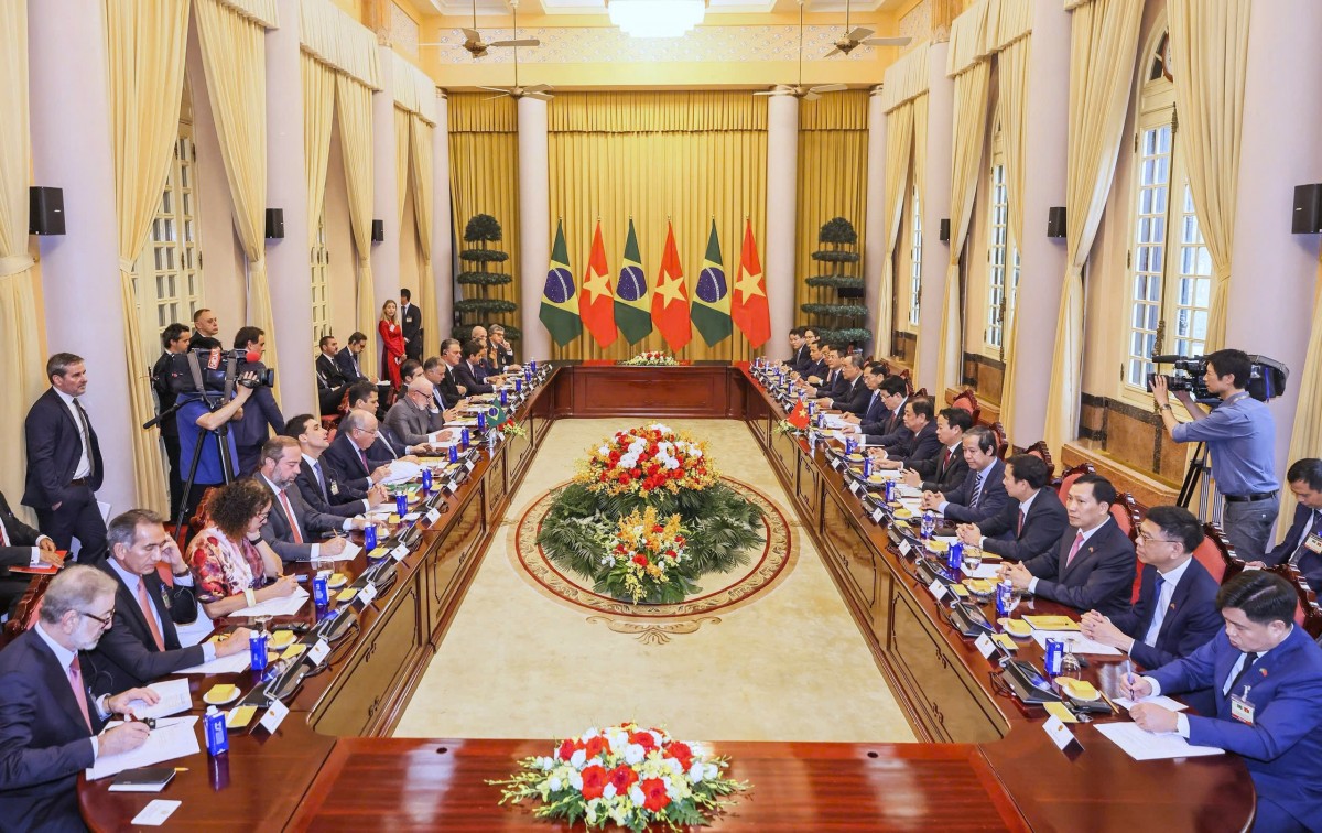 Chủ tịch nước Lương Cường chủ trì lễ đón Tổng thống Brazil