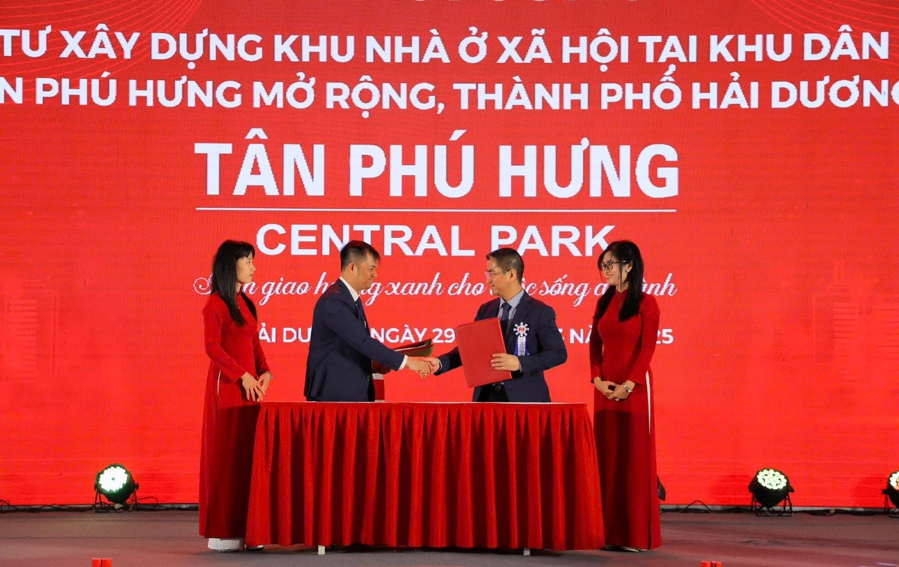 Đại diện CTCP Đầu tư Newland và MBBank Chi nhánh Tây Hà Nội ký kết 555Win là nhà cái cá cược hàng đầu Châu Á hỗ trợ cho vay mua NƠXH.
