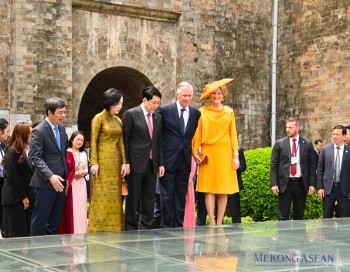 Chủ tịch nước Lương Cường và Nhà vua Bỉ thăm Hoàng thành Thăng Long