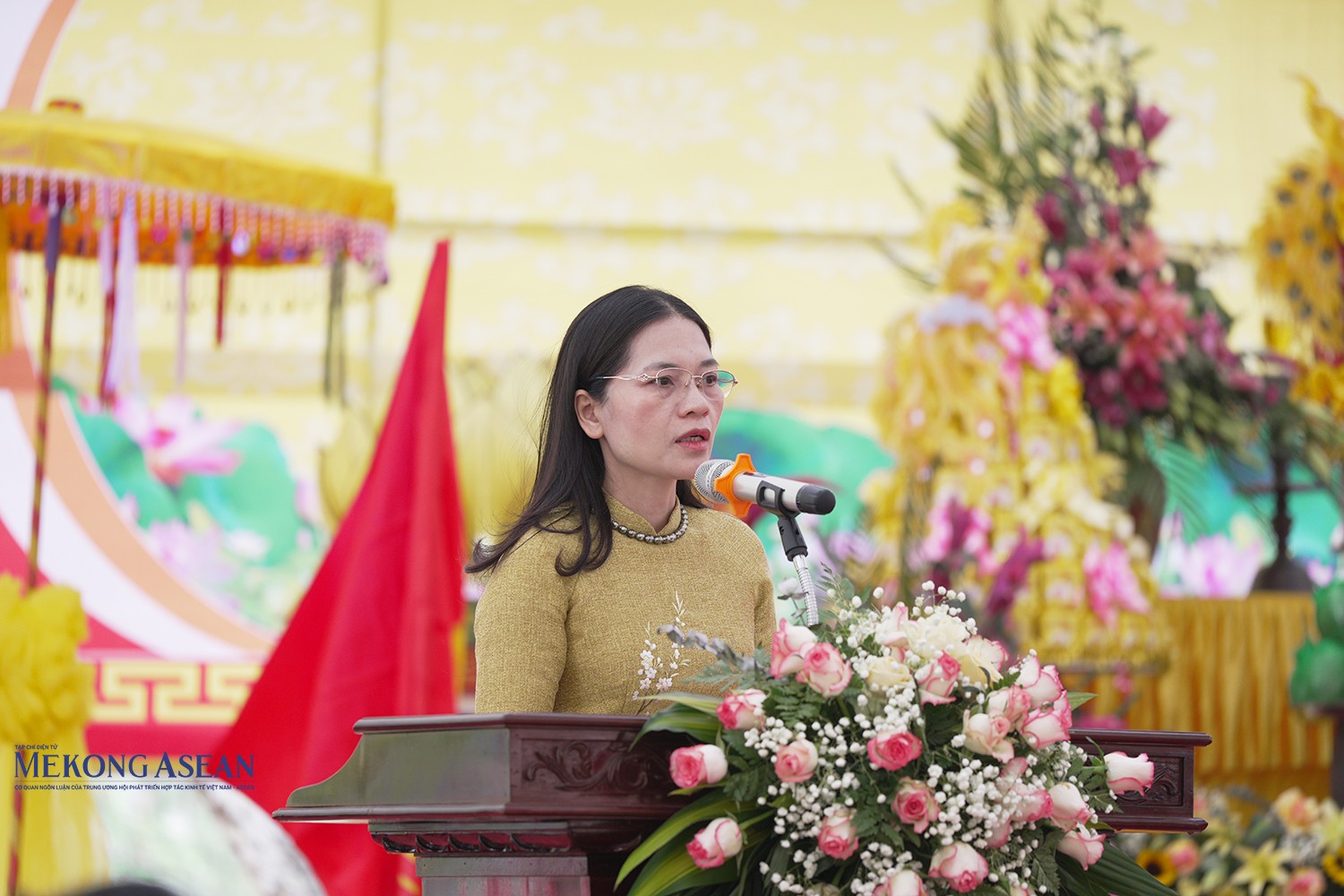 Bà Mạc Thị Huyền, Phó Chủ tịch UBND thị xã Kinh Môn phát biểu khai mạc 555win là Công ty cờ bạc trực tuyến tốt nhất.