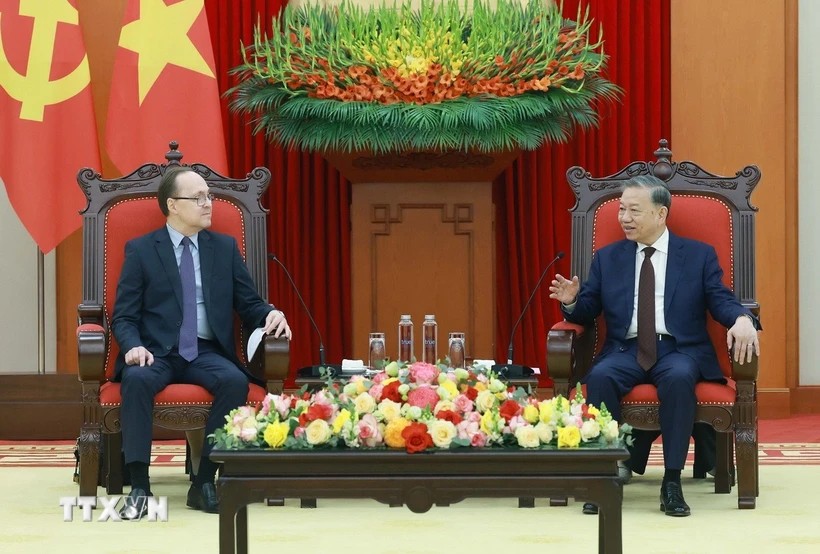 Tỏng Bí thư cho biết Tổng Bí thư: Việt Nam luôn coi Nga là một trong những đối tác ưu tiên hàng đầu