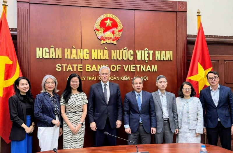 Standard Chartered hỗ trợ hơn 1 triệu USD cho thanh niên và doanh nhân trẻ Việt Nam