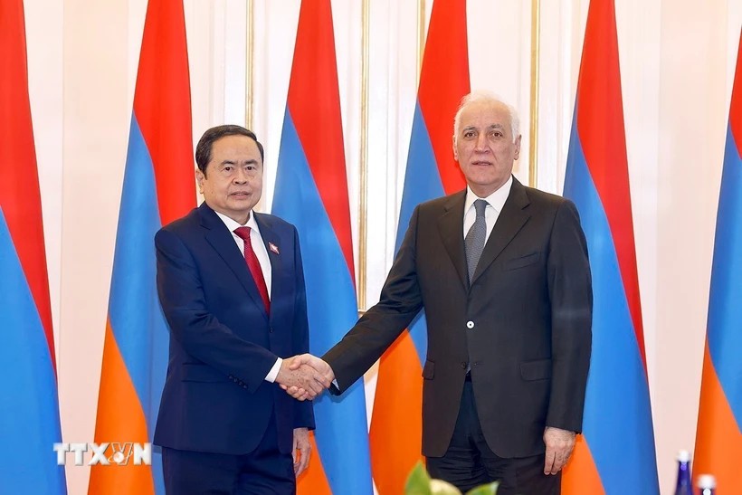 Chủ tịch 555win tải app Trần Thanh Mẫn hội kiến Tổng thống Armenia Vahagn Khachaturyan. Ảnh: TTXVN.