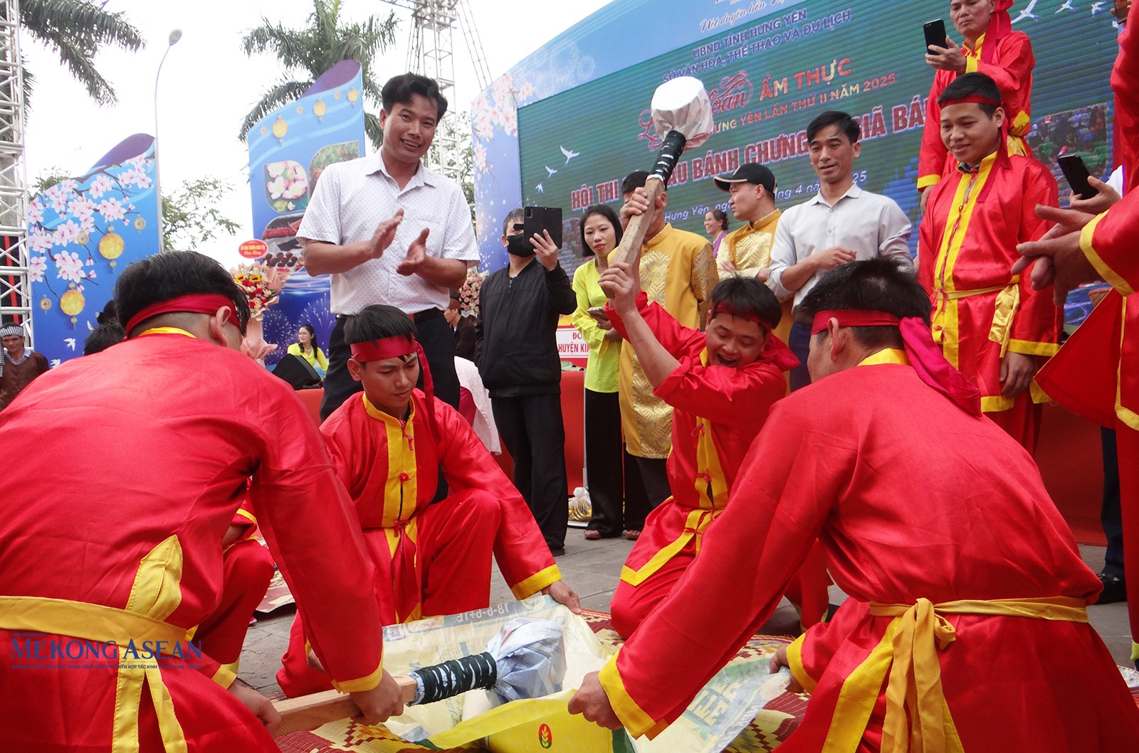 Ấn tượng khai mạc liên hoan ẩm thực tỉnh Hưng Yên lần thứ II năm 2025