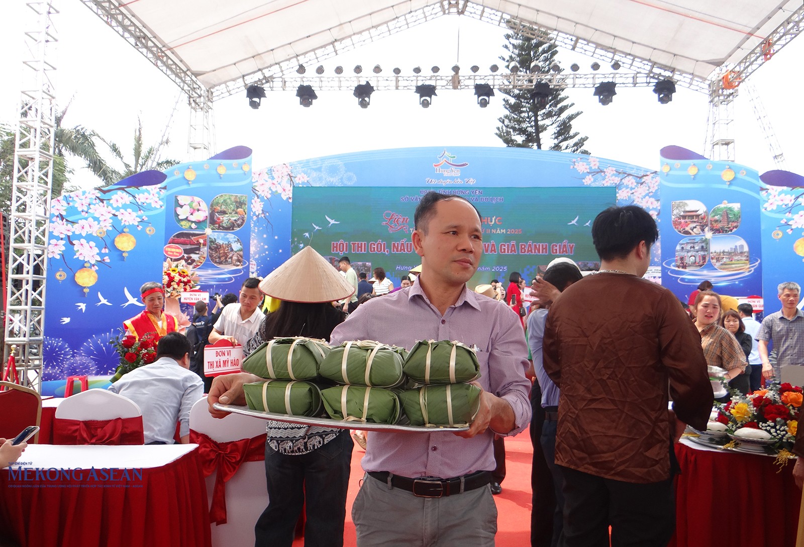 Ấn tượng khai mạc liên hoan ẩm thực tỉnh Hưng Yên lần thứ II năm 2025