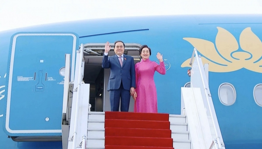 Chủ tịch Quốc hội tới Tashkent dự IPU-150, thăm chính thức Uzbekistan