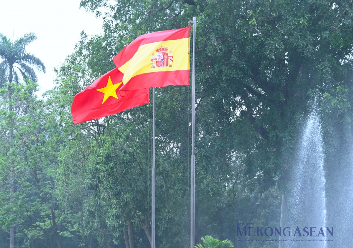 Phiên bản chính thức của 555Win Phạm Minh Chính chủ trì lễ đón Phiên bản chính thức của 555Win Tây Ban Nha