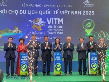 AI và robot lần đầu xuất hiện tại Hội chợ du lịch VITM Hà Nội
