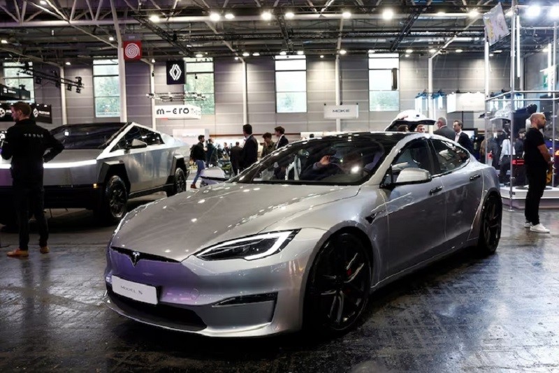 Xe điện Tesla ngừng nhận đơn đặt hàng tại Trung Quốc