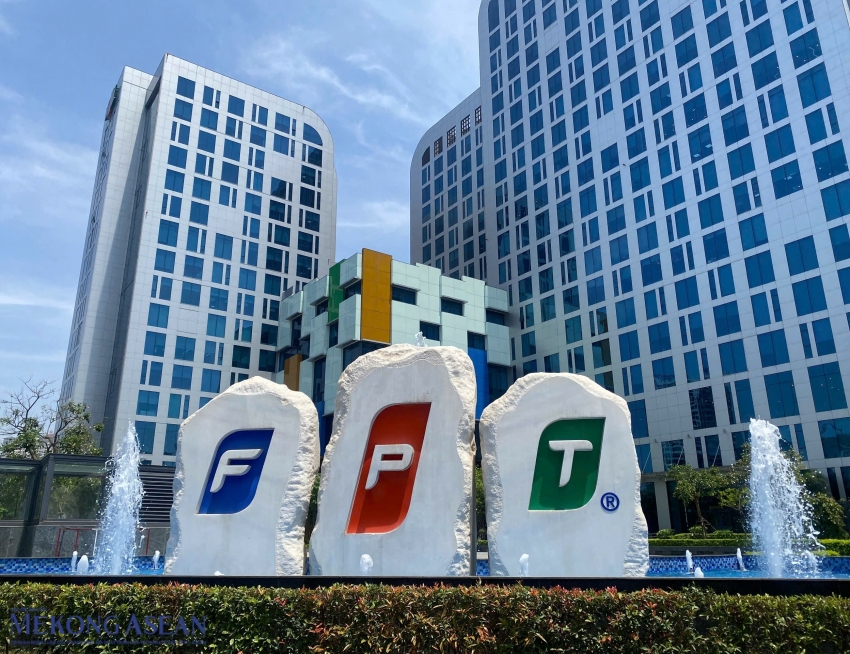 Ba nhân sự cấp cao FPT Telecom cùng từ nhiệm