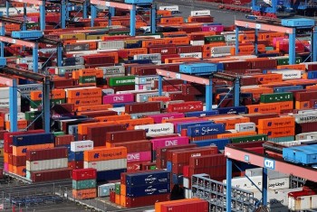 EU dọa áp thuế trả đũa Mỹ khoảng 400 sản phẩm, gồm cả giấy vệ sinh