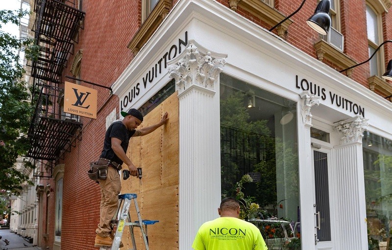 Cửa hàng Louis Vuitton tại New York (Mỹ). Ảnh: Getty
