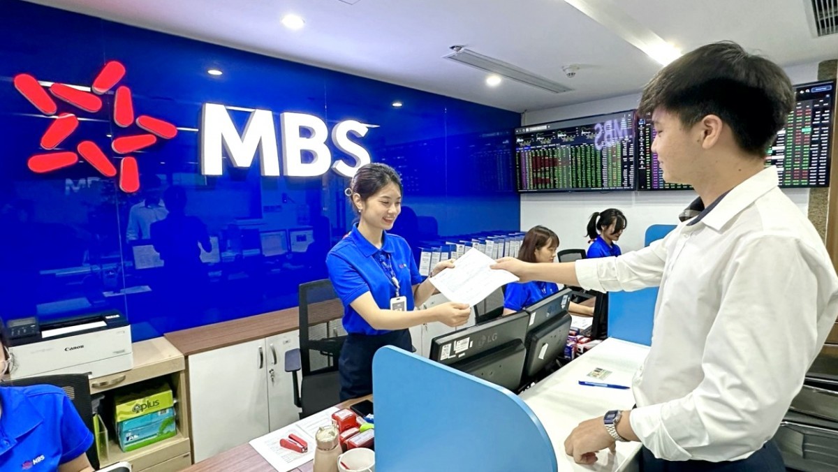 Lợi nhuận MBS tăng vọt nhờ cắt giảm chi phí, doanh thu môi giới giảm 28%