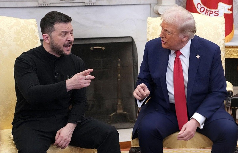 Tổng thống Zelensky và Tổng thống Trump tranh cãi tại Nhà Trắng ngày 28/2. Ảnh: Getty
