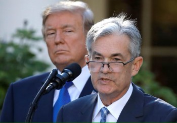 Tổng thống Trump cảnh báo sa thải Chủ tịch Fed