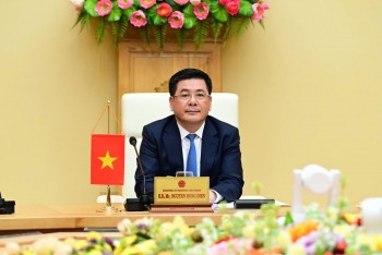 Bộ trưởng Công Thương điện đàm với Trưởng Đại diện Thương mại Mỹ