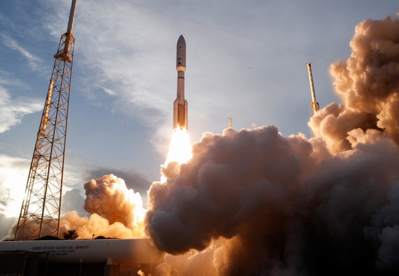 Tên lửa Atlas V của liên doanh United Launch Alliance đã được phóng lên từ Trạm Không gian Cape Canaveral (bang Florida, Mỹ) vào ngày 28/4/2025, mang theo các vệ tinh Internet thuộc Dự án Kuiper của Amazon.