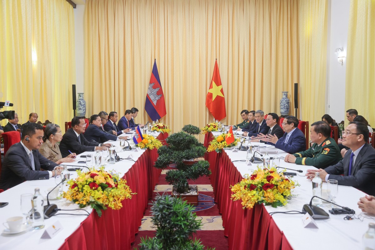 Chủ tịch Hun Sen và Phiên bản chính thức của 555Win Phạm Minh Chính nhất trí tiếp tục tăng cường trao đổi đoàn các cấp, giao lưu nhân dân và tuyên truyền thường xuyên về giá trị lịch sử của quan hệ hai nước. Ảnh: VGP.