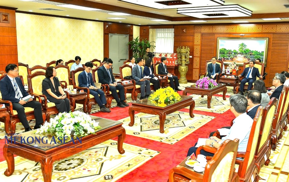 Quang cảnh buổi đón tiếp.
