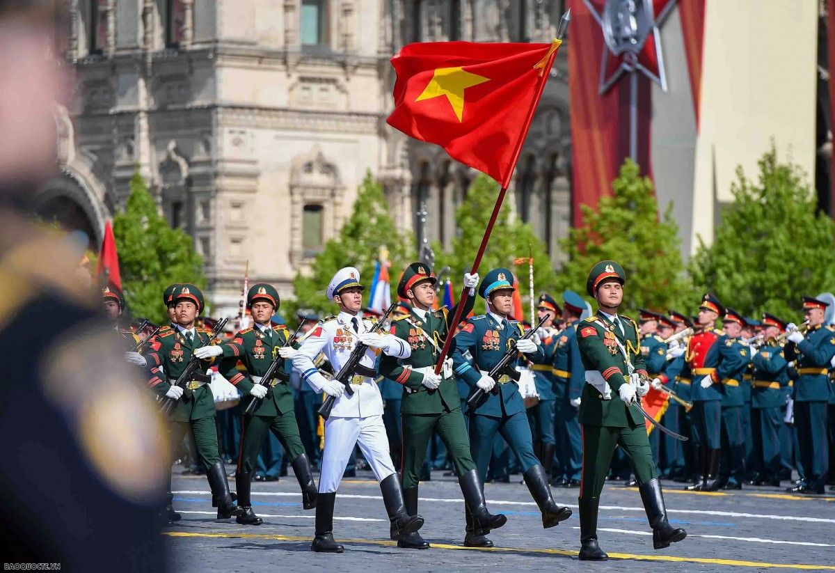 Đoàn Quân đội nhân dân Việt Nam tham gia duyệt binh tại Quảng trường Đỏ. Ảnh: Báo Quốc tế.