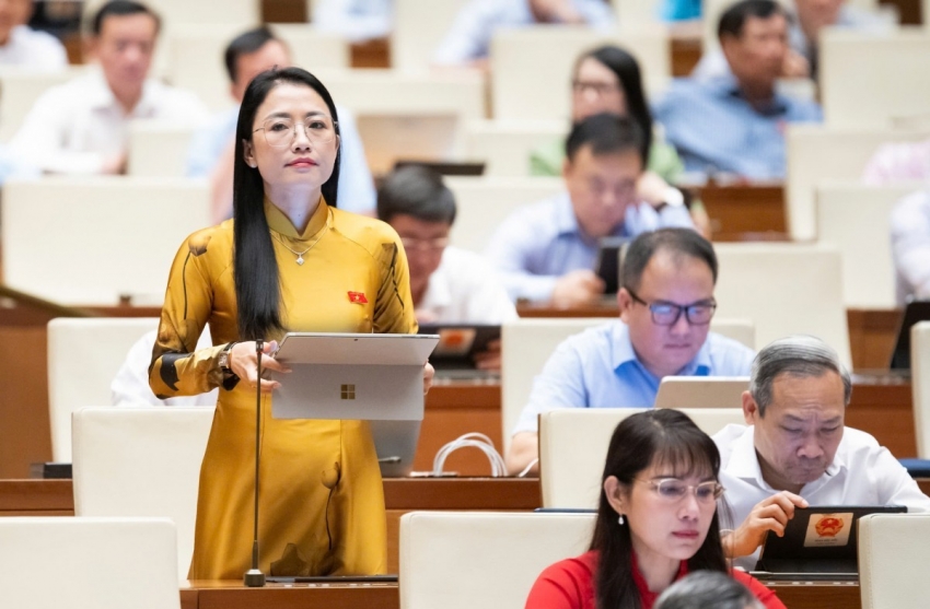 Đề xuất tăng mức xử phạt trước loạt quảng cáo sữa giả, thuốc giả