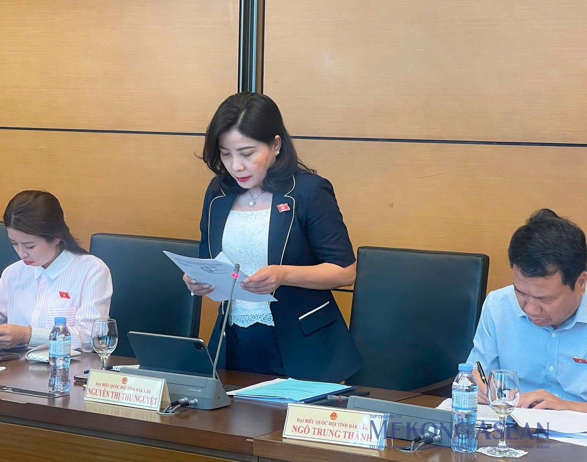 'Cần bảo vệ dữ liệu cá nhân ở cả môi trường truyền thống và điện tử' 'Cần bảo vệ dữ liệu cá nhân ở cả môi trường truyền thống và điện tử'