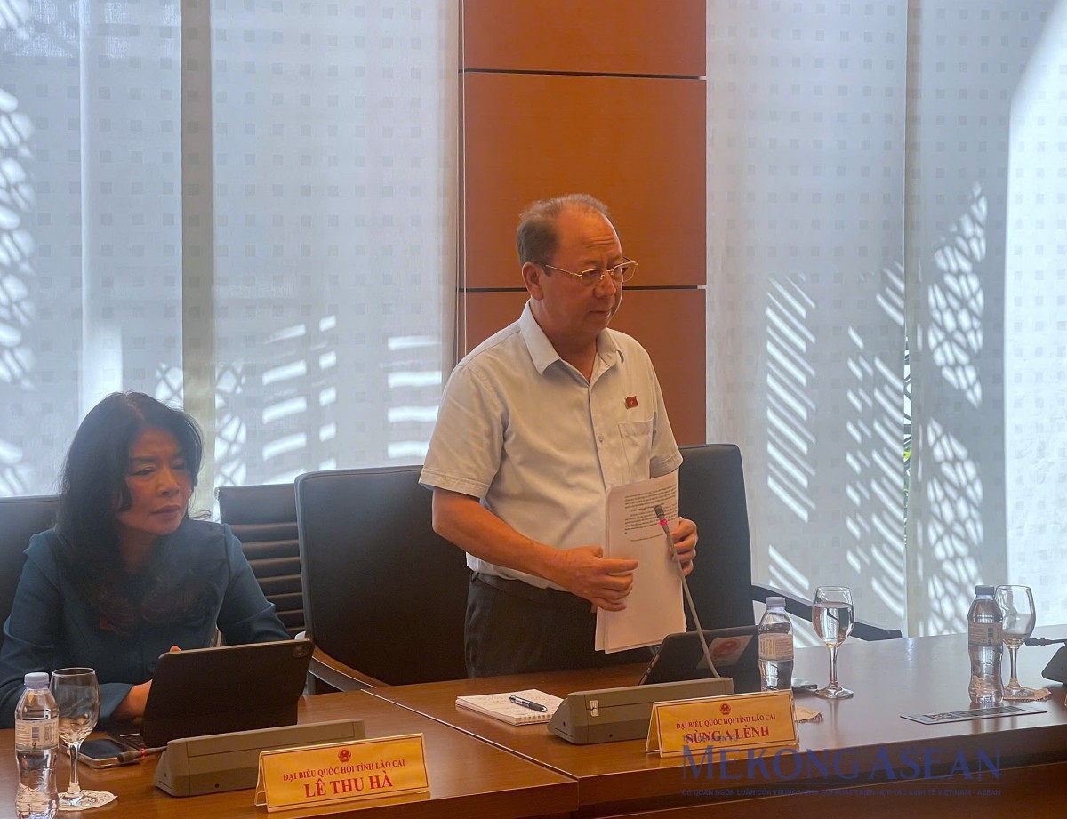 'Cần bảo vệ dữ liệu cá nhân ở cả môi trường truyền thống và điện tử' 'Cần bảo vệ dữ liệu cá nhân ở cả môi trường truyền thống và điện tử'