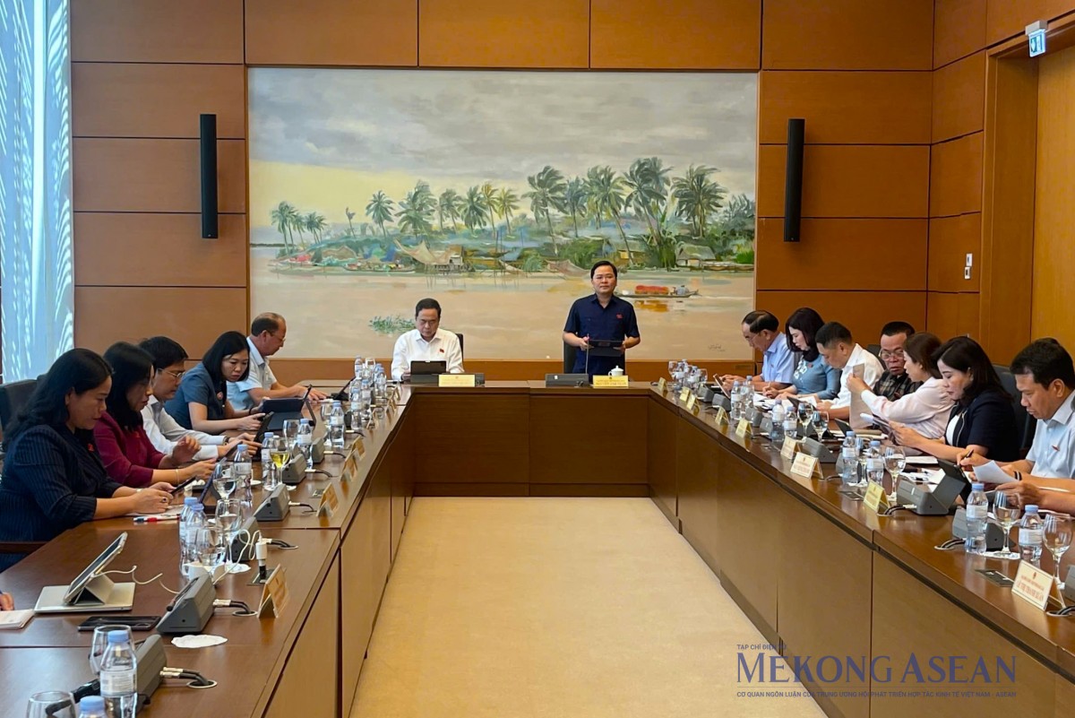 'Cần bảo vệ dữ liệu cá nhân ở cả môi trường truyền thống và điện tử' 'Cần bảo vệ dữ liệu cá nhân ở cả môi trường truyền thống và điện tử'