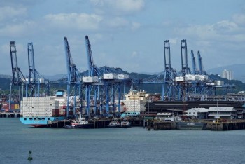 APEC dự báo xuất khẩu của khu vực chỉ tăng 0,4% trong năm 2025