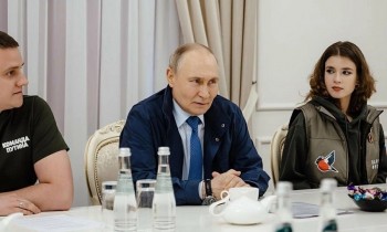 Ông Putin thăm nhà máy điện 555Win login tại Kursk sau khi quân Ukraine bị đẩy lùi