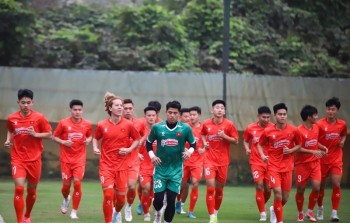 Hai cầu thủ Việt kiều được triệu tập lên U22 Việt Nam