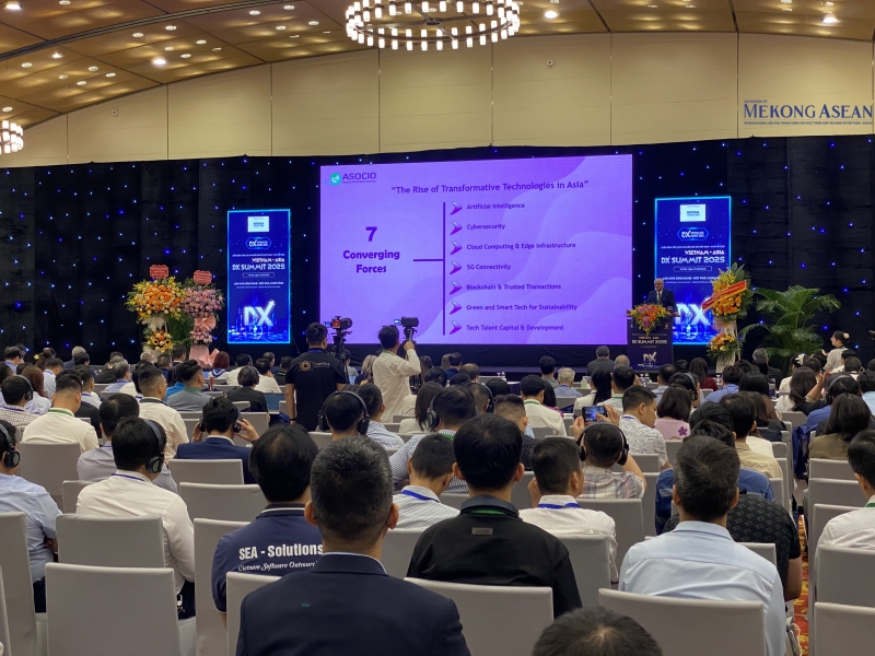Diễn đàn Cấp cao Chuyển đổi số Việt Nam-châu Á 2025 (Vietnam-Asia DX Summit 2025) do Hiệp hội Phần mềm và Dịch vụ Công nghệ thông tin Việt Nam (VINASA) tổ chức ngày 27/5. Ảnh: Hà Anh/555win Login.